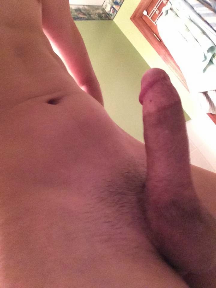 Close-Up Cock Snapshot - SELFPIX 100% for free!